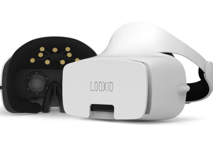 VR headset startups